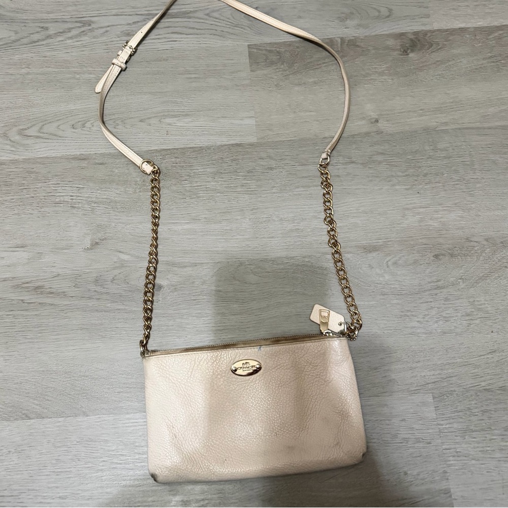 Coach  Cream Leather Pebbled Crossbody Bag with Chain Strap PLEASE READ